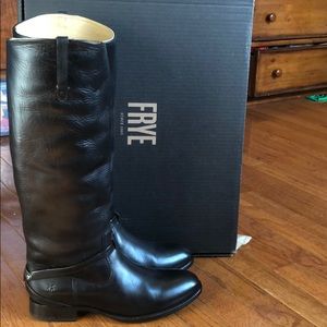 FRYE Boots women’s size 8
